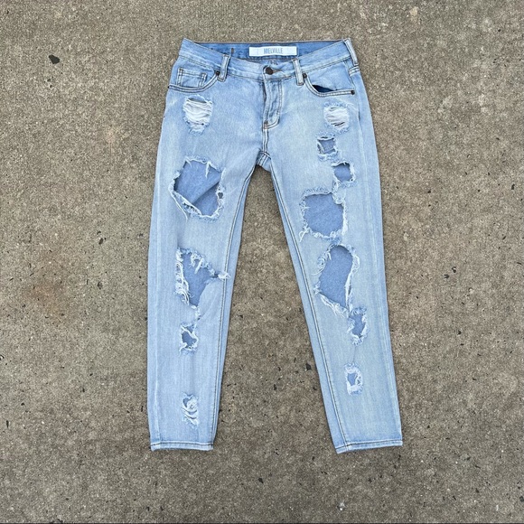 Brandy Melvillle Distressed Boyfriend Jeans 23 - Picture 2 of 8